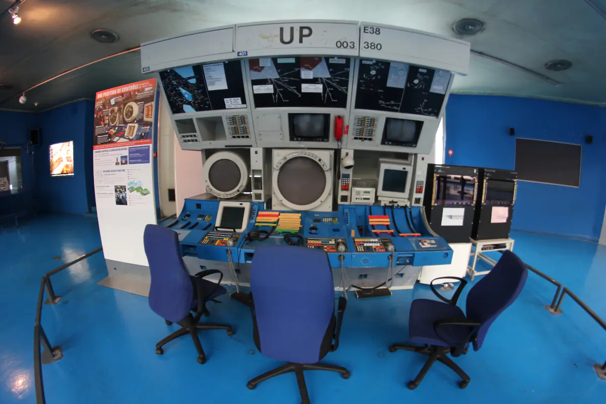 Museum of Aeronautics at Bourget: An old air-traffic controller's console.