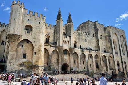 Five Days In Provence: The plaza in front of the Pope's Palace in Avignon.