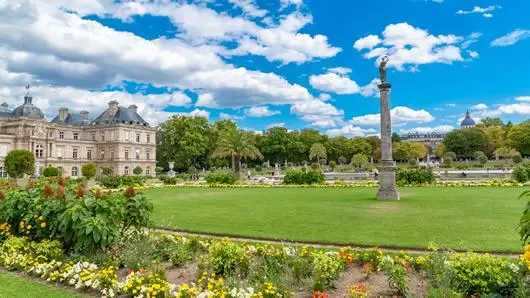The main section of the Jardins du Luxembourg in Paris on a summer day.