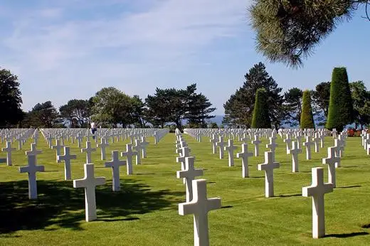 The American military Cemetery at Colleville-sur-Mer. A major stop on our Normandy d-day tour.