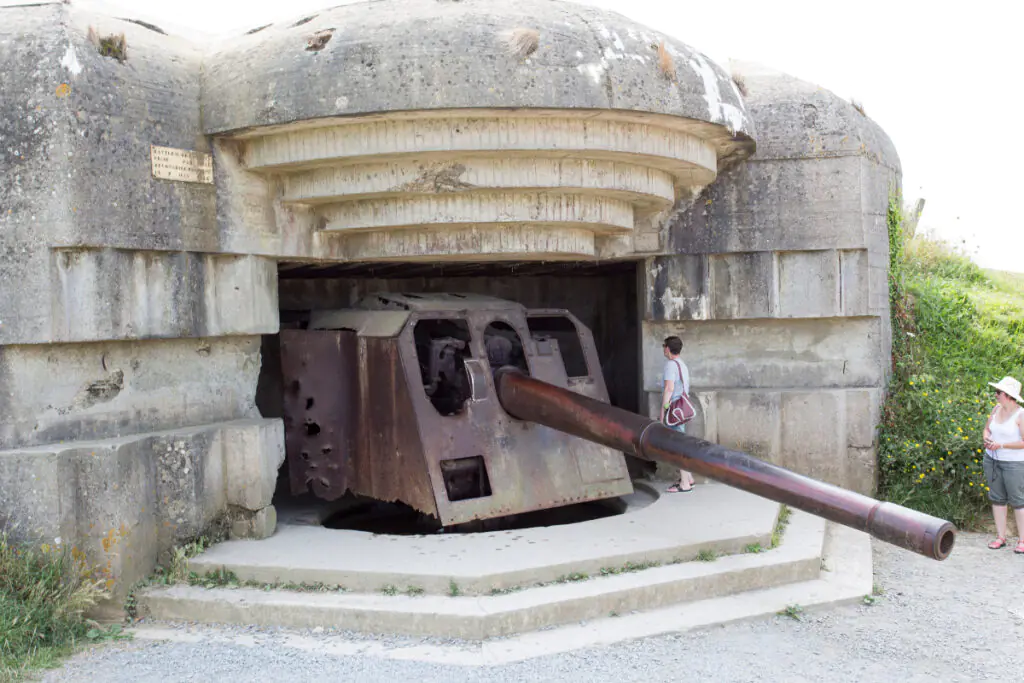 The German gun battery at Longues-sur-Mer 