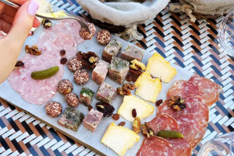 Charcuterie lunch on LinkParis.com's Burgundy day tour from Paris.